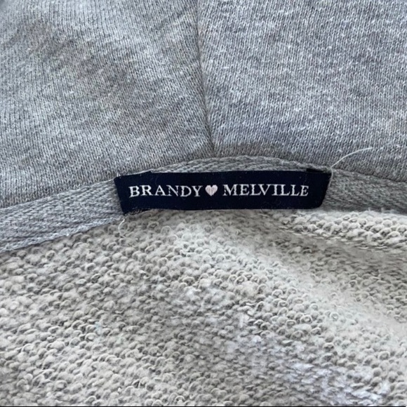 Short grey zip up Brandy Melville sweater - Picture 2 of 4